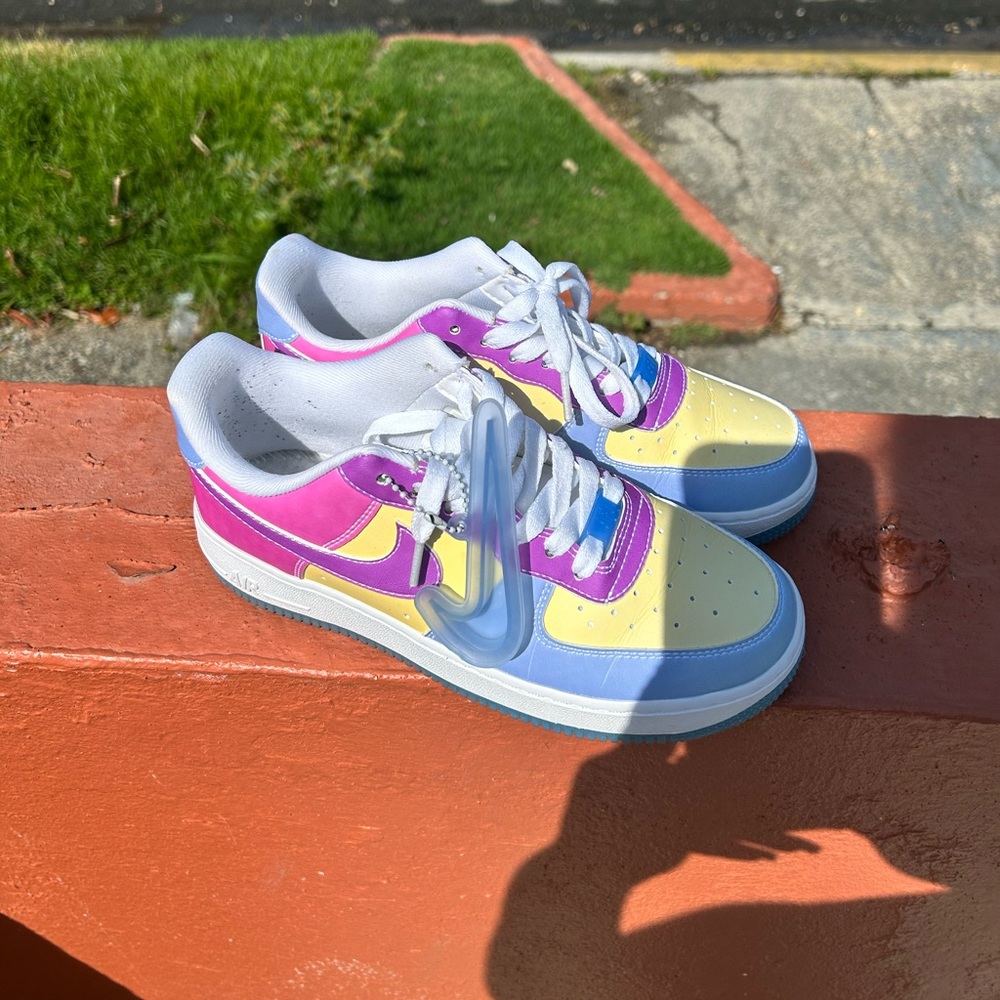 Women’s Pastel Multi-Color Low-Top Sneakers